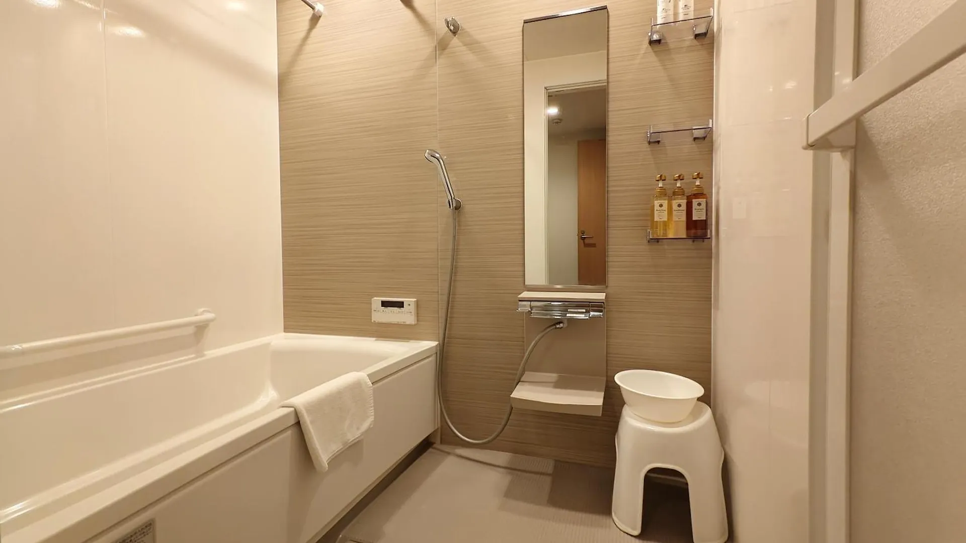 Aparthotel Shin-Imamiya Grand F Ósaka